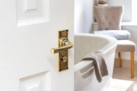 From The Anvil Avon Lever Bathroom Set Aged Brass Sku 90366