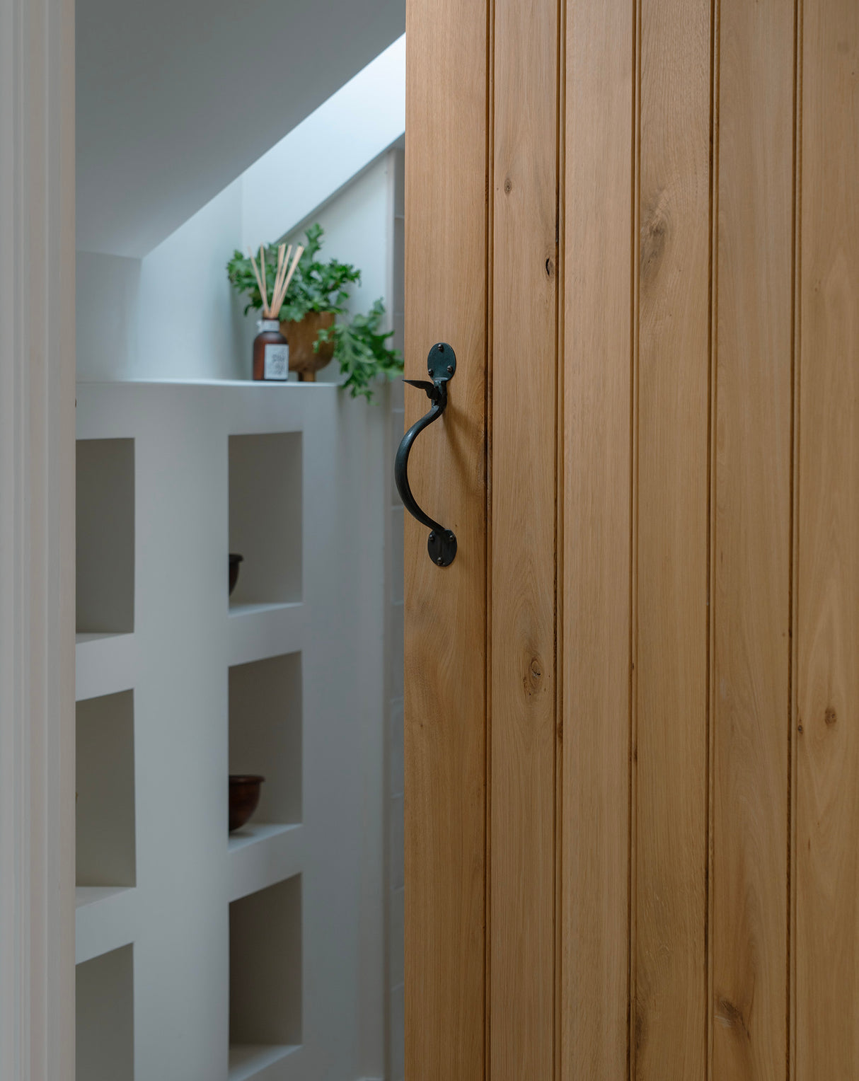 From The Anvil - Beeswax Medium Bean Thumblatch | Sku. 33101 | Trade Door Handles.