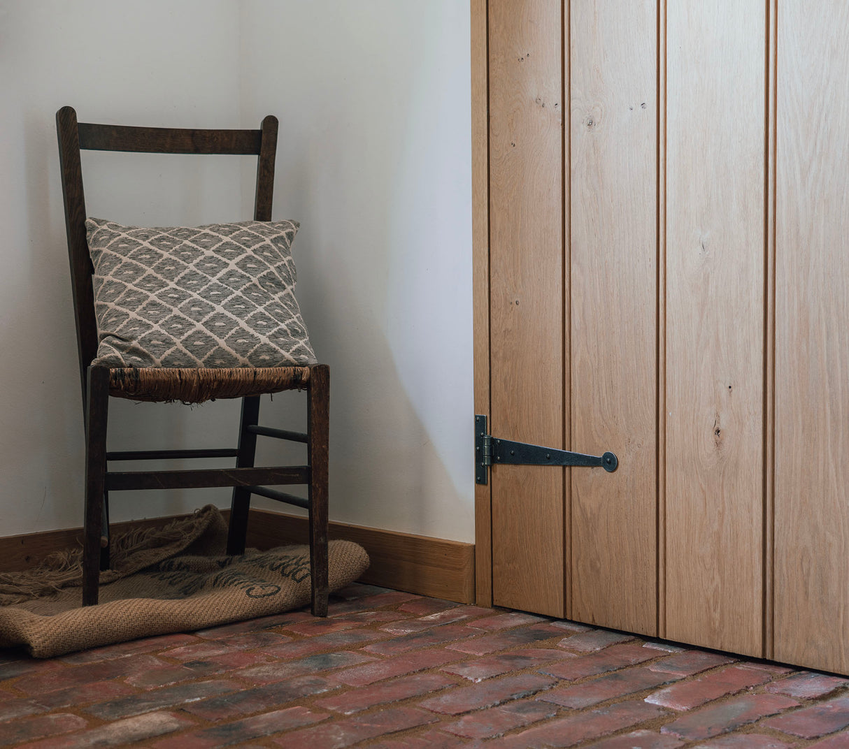 From The Anvil - Pewter 12" Penny End T Hinge (pair) | Sku. 33652 | Trade Door Handles.