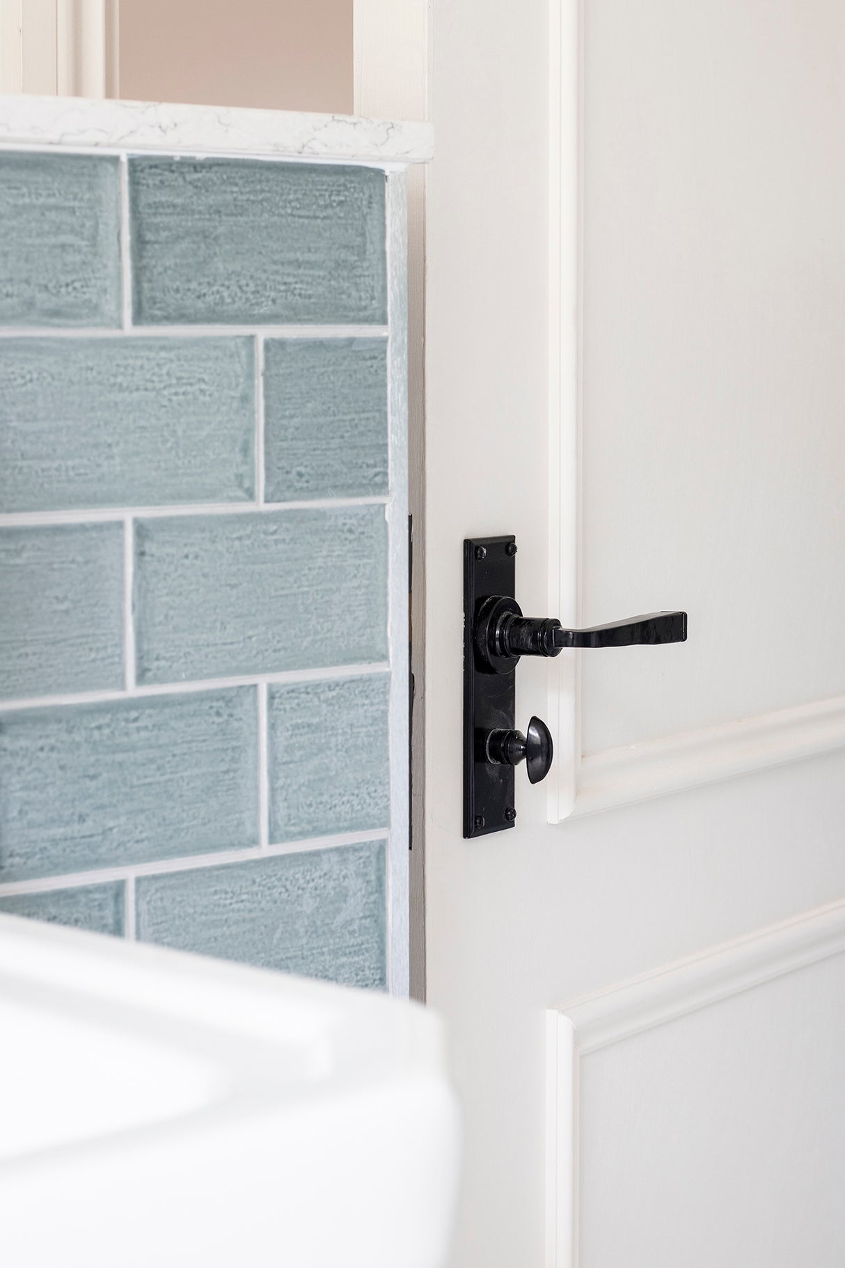 From The Anvil - Black Avon Lever Bathroom Set | Sku. 33825 | Trade Door Handles.