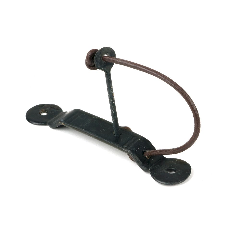 From The Anvil - External Beeswax Locking Penny End Screw on Staple | Sku. 45600 | Trade Door Handles.