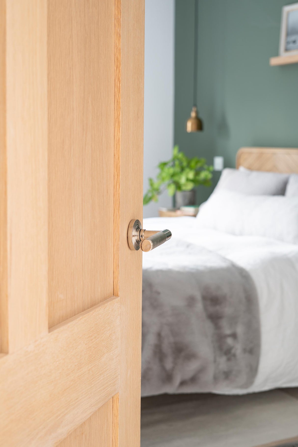 From The Anvil - Polished Chrome Brompton Lever on Rose Set (Beehive) | Sku. 45665 | Trade Door Handles.