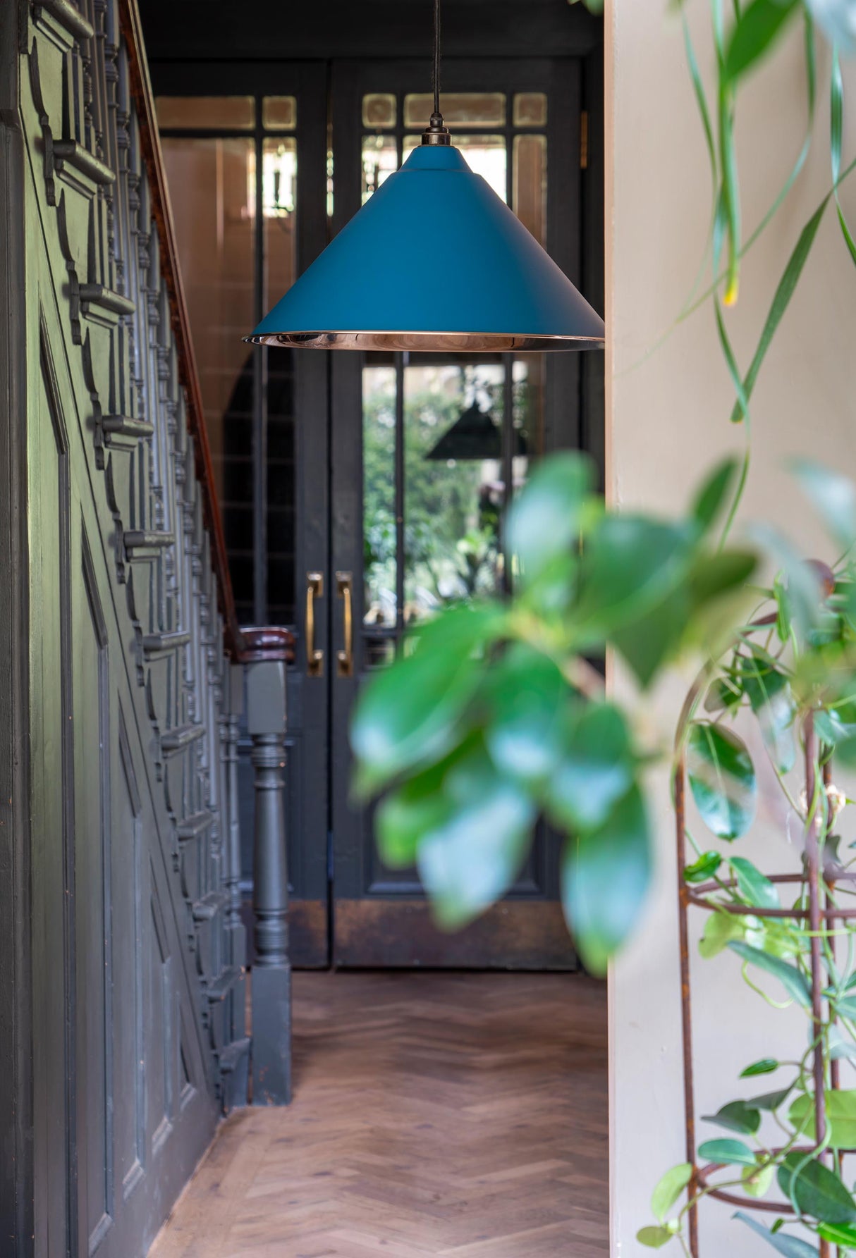 From The Anvil - Smooth Nickel Hockley Pendant in Upstream | Sku. 49506U | Trade Door Handles.