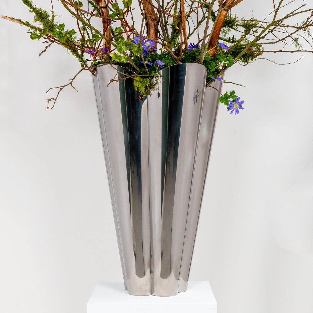 From The Anvil - Polished Marine SS (316) 40cm Flora Pot (Drainage holes) | Sku. 51321 | Trade Door Handles.