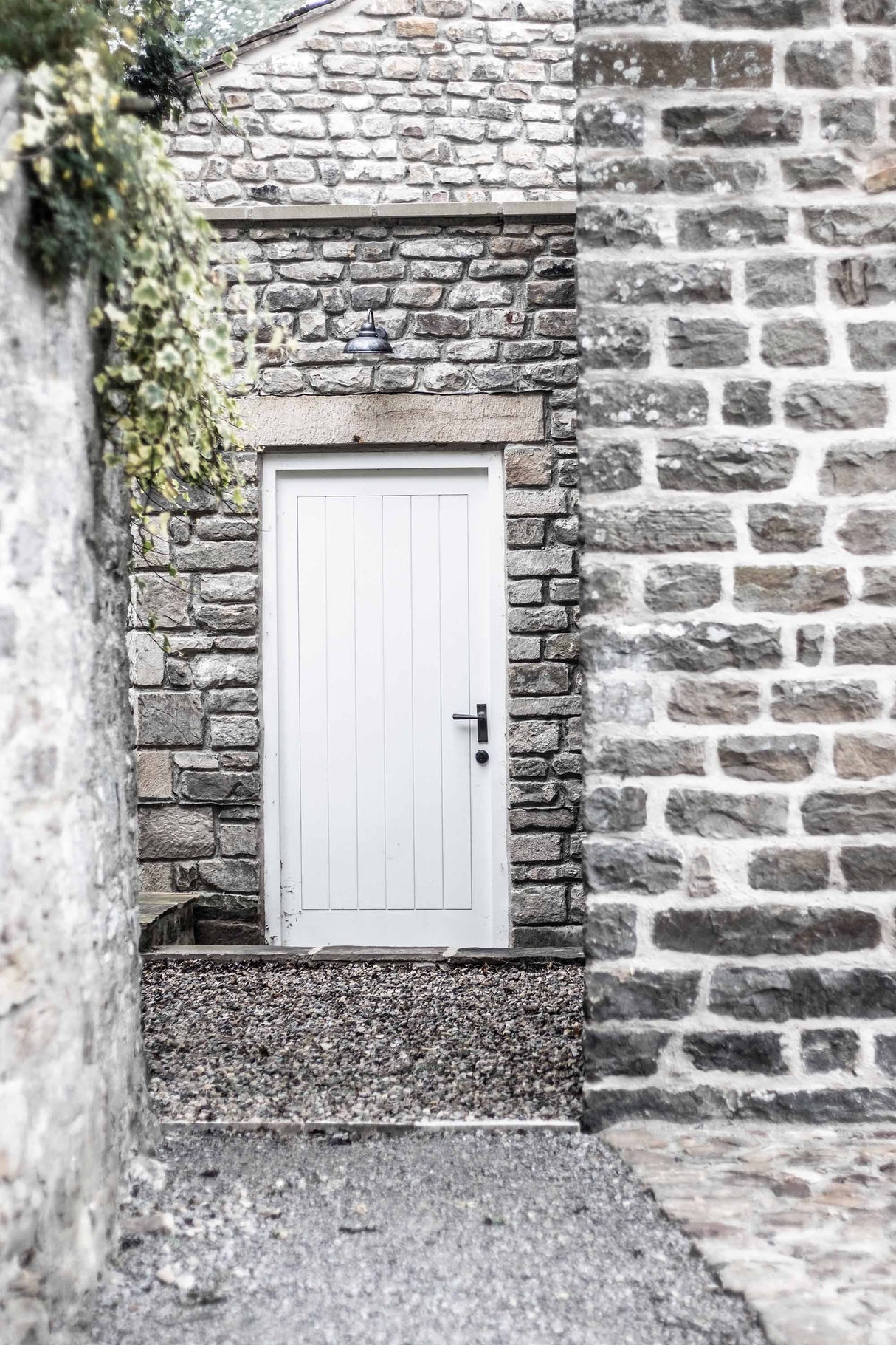 From The Anvil - Black Straight Lever Latch Set | Sku. 73110 | Trade Door Handles.