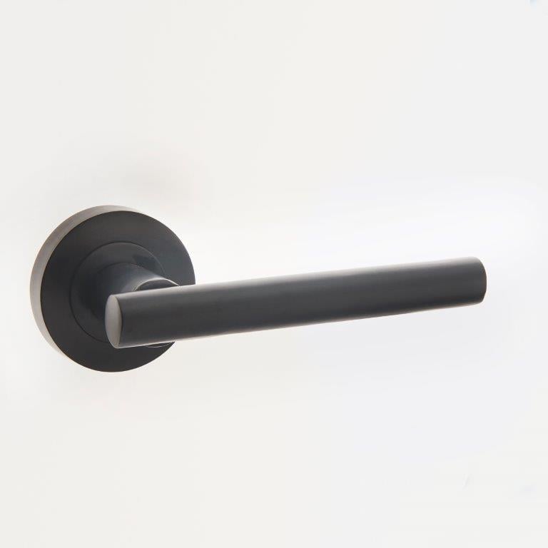 Frelan Hardware Door Furniture Black / Round Rose Frelan - Petra MB lever on rose