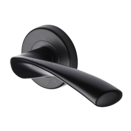 This is an image of a Sorrento - Door Handle Lever Latch on Round Rose Treviso Design Matt Black Finis, sc-2042-blk that is available to order from Trade Door Handles in Kendal.