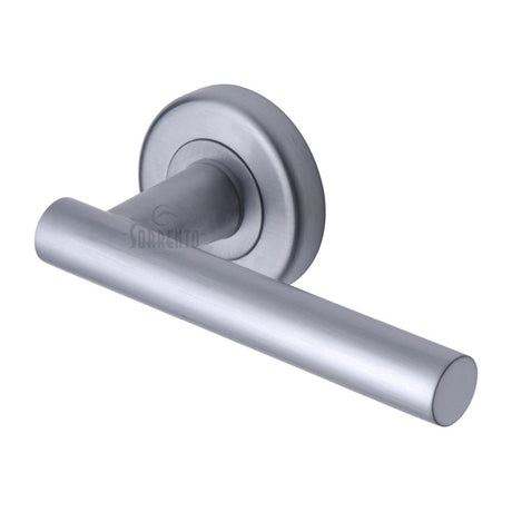 This is an image of a Sorrento - Door Handle Lever Latch on Round Rose Shuttle Design Satin Chrome Fini, sc-3052-sc that is available to order from Trade Door Handles in Kendal.