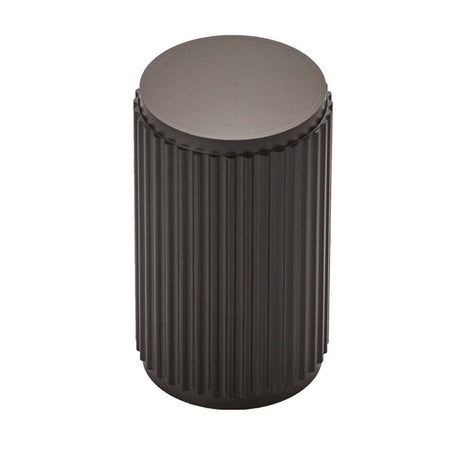 Carlisle Brass Cabinet Hardware Matt Black / Cabinet Knobs / 18mm Dia. Carlisle Brass - Lines Knob - Matt Black
