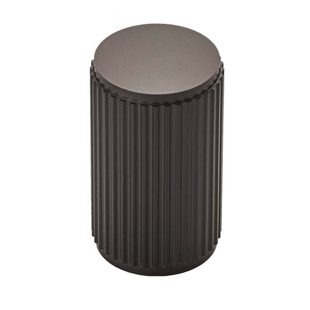 Carlisle Brass Cabinet Hardware Matt Black / Cabinet Knobs / 18mm Dia. Carlisle Brass - Lines Knob - Matt Black
