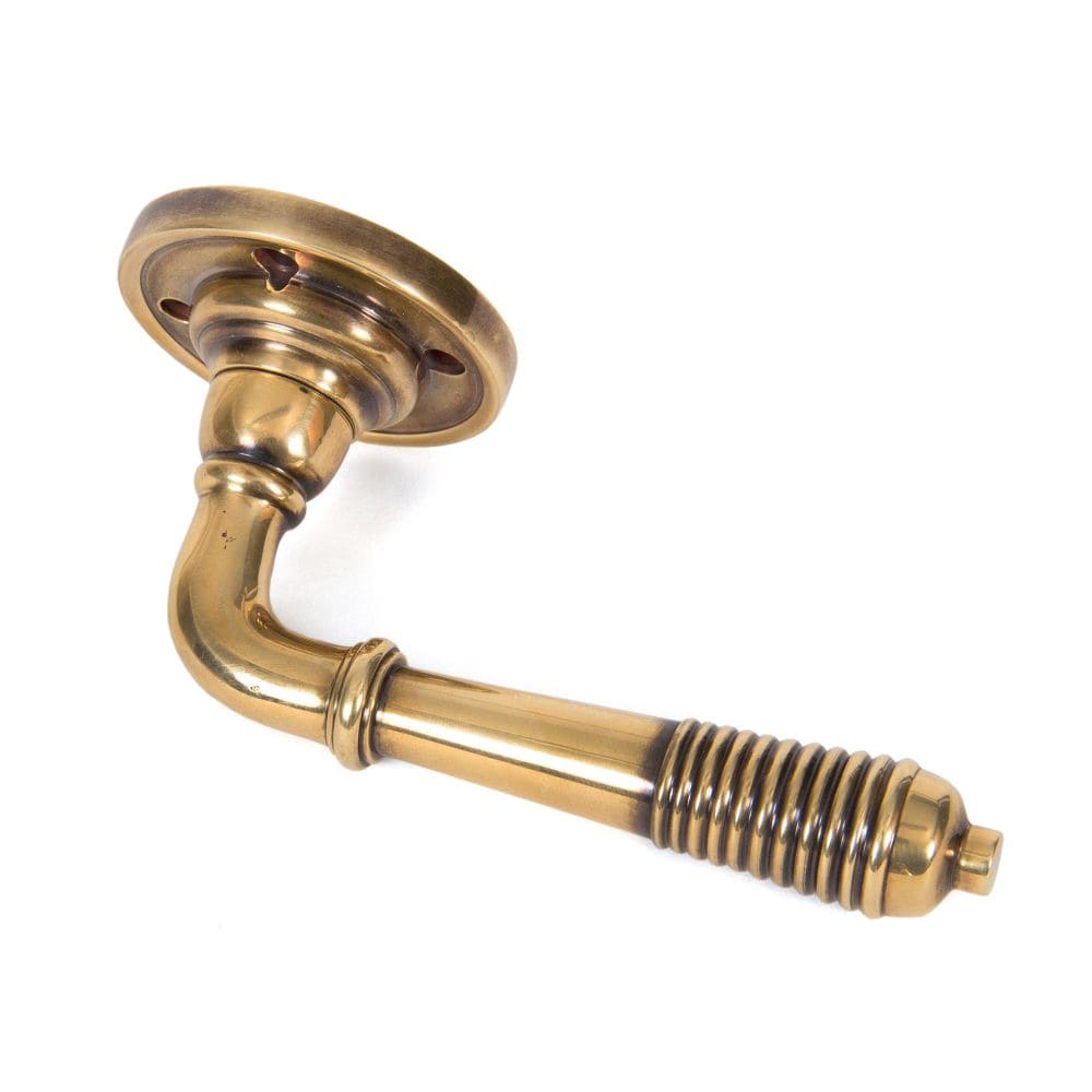 From The Anvil Door Furniture Aged Brass / Round Rose From The Anvil - Aged Brass Reeded Lever on Rose Set - Unsprung