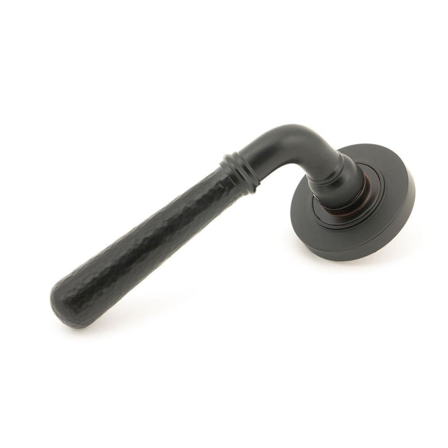 From The Anvil Door Furniture Aged Bronze / Round Rose From The Anvil - Aged Bronze Hammered Newbury Lever on Rose Set (Plain)