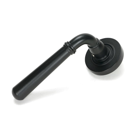 From The Anvil Door Furniture Matt Black / Round Rose From The Anvil - Matt Black Newbury Lever on Rose Set (Plain) - Unsprung