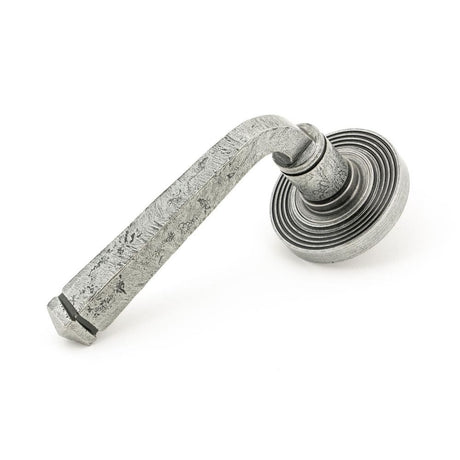 From The Anvil Door Furniture Pewter Patina / Round Rose From The Anvil - Pewter Avon Round Lever on Rose Set (Beehive)