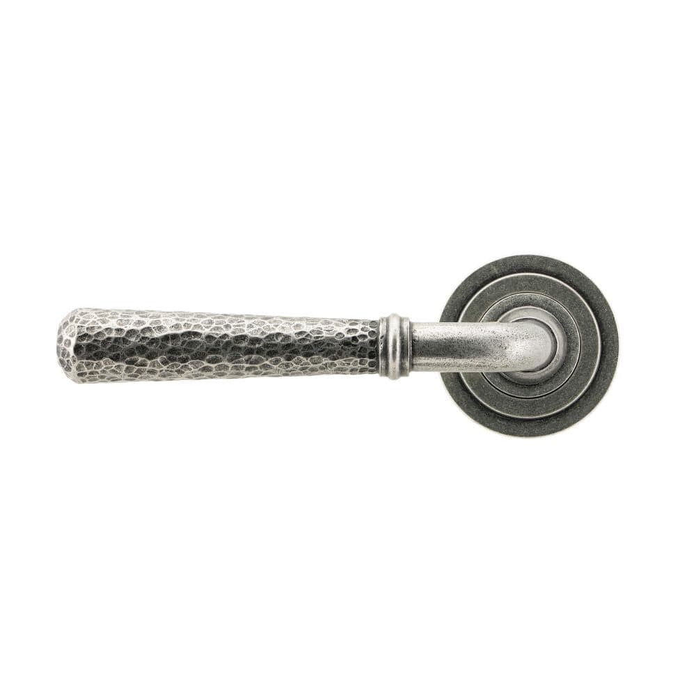 From The Anvil Door Furniture Pewter Patina / Round Rose From The Anvil - Pewter Hammered Newbury Lever on Rose Set (Art Deco) - Unsprung