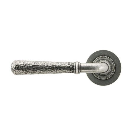 From The Anvil Door Furniture Pewter Patina / Round Rose From The Anvil - Pewter Hammered Newbury Lever on Rose Set (Plain) - Unsprung
