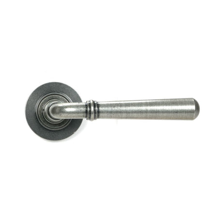 From The Anvil Door Furniture Pewter Patina / Round Rose From The Anvil - Pewter Newbury Lever on Rose Set (Plain) - Unsprung