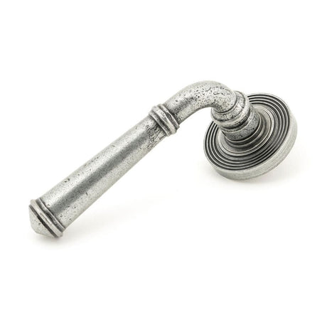 From The Anvil Door Furniture Pewter Patina / Round Rose From The Anvil - Pewter Regency Lever on Rose Set (Beehive)
