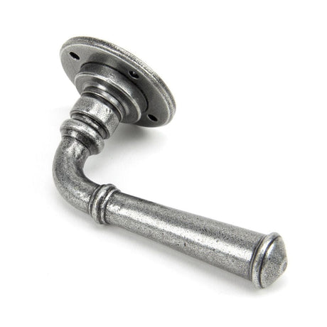 From The Anvil Door Furniture Pewter Patina / Round Rose From The Anvil - Pewter Regency Lever on Rose Set - Unsprung