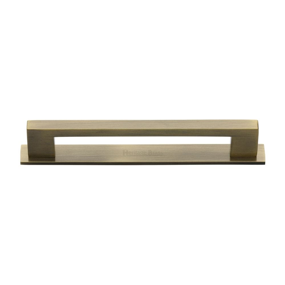 Heritage Brass Cabinet Hardware Antique Brass / Cabinet Pull Handles / 160mm c/c Heritage Brass - Cabinet Pull Metro Design with Plate 160mm CTC Antique Brass Finis