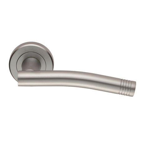 This is an image of a Serozzetta - Carolina Lever On Rose - Satin Chrome that is availble to order from Trade Door Handles in Kendal.