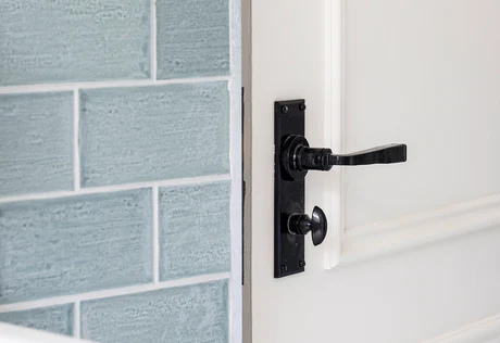 This is an image of the From The Anvil Avon Lever Bathroom Set SKU 33825
