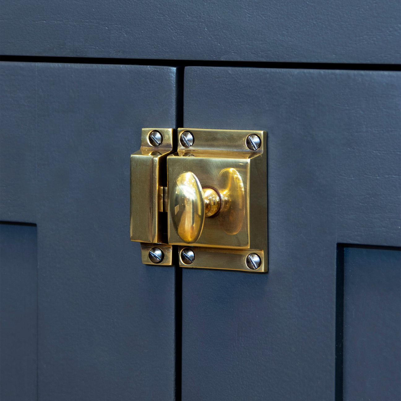 Cabinet Catches - Trade Door Handles