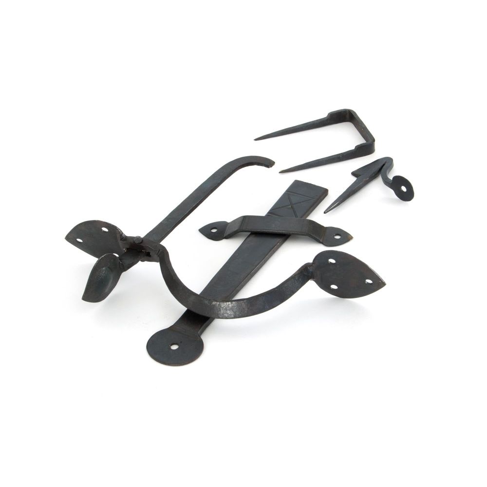 From The Anvil - Beeswax Gothic Thumblatch - XL | Sku. 33150XL | Trade Door Handles.