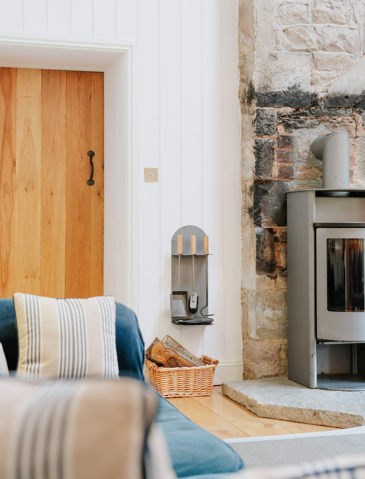 From The Anvil - Beeswax Heavy Bean Thumblatch | Sku. 33159 | Trade Door Handles.