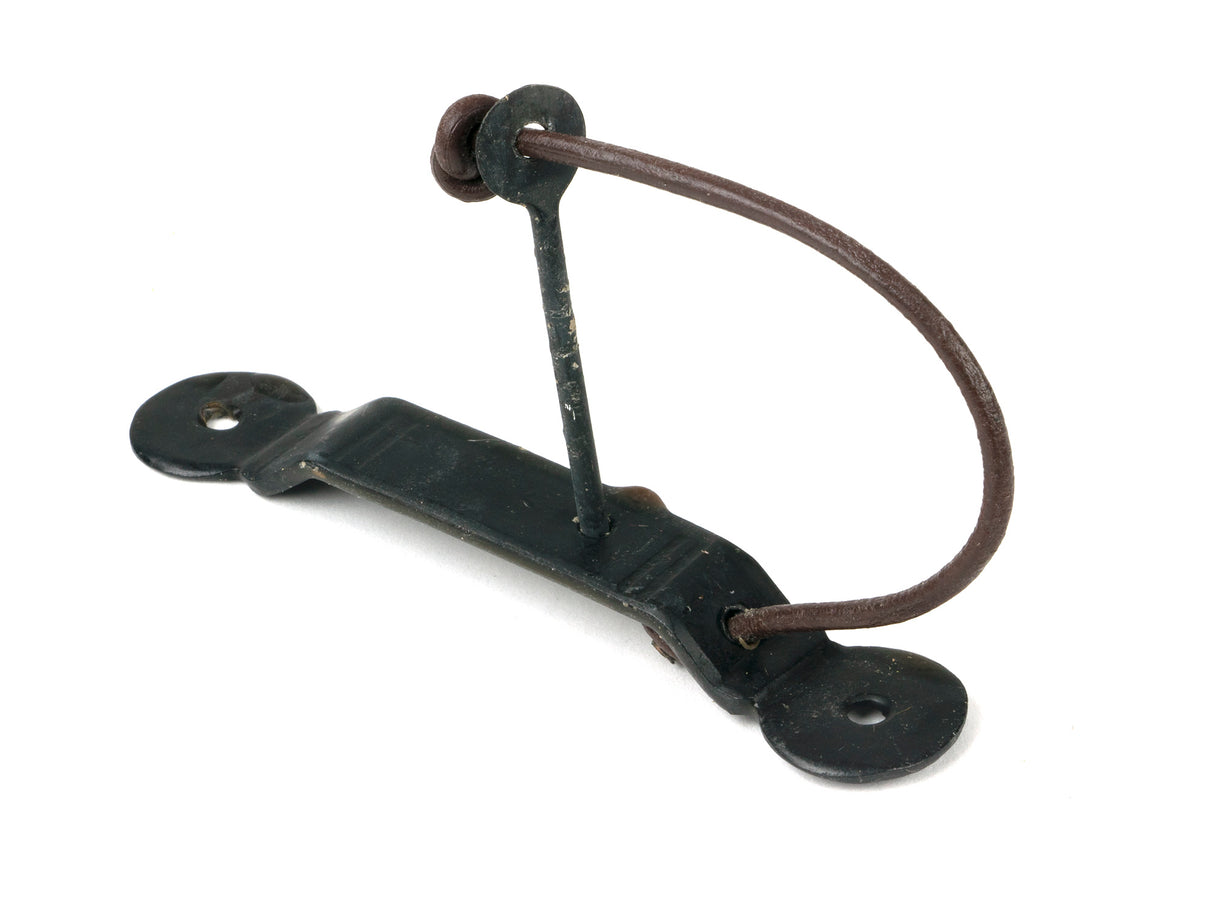 From The Anvil - External Beeswax Locking Penny End Screw on Staple | Sku. 45600 | Trade Door Handles.