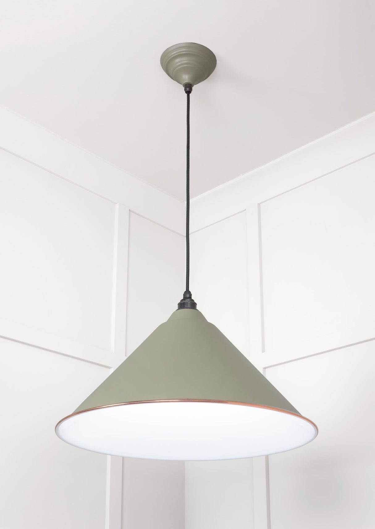 From The Anvil - White Gloss Hockley Pendant in Tump | Sku. 49510TU | Trade Door Handles.