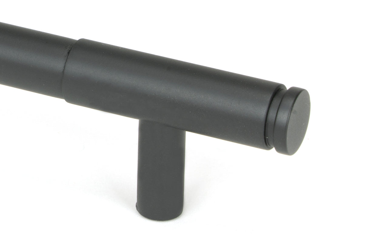 From The Anvil - Matt Black Kelso Pull Handle - Small | Sku. 50346 | Trade Door Handles.