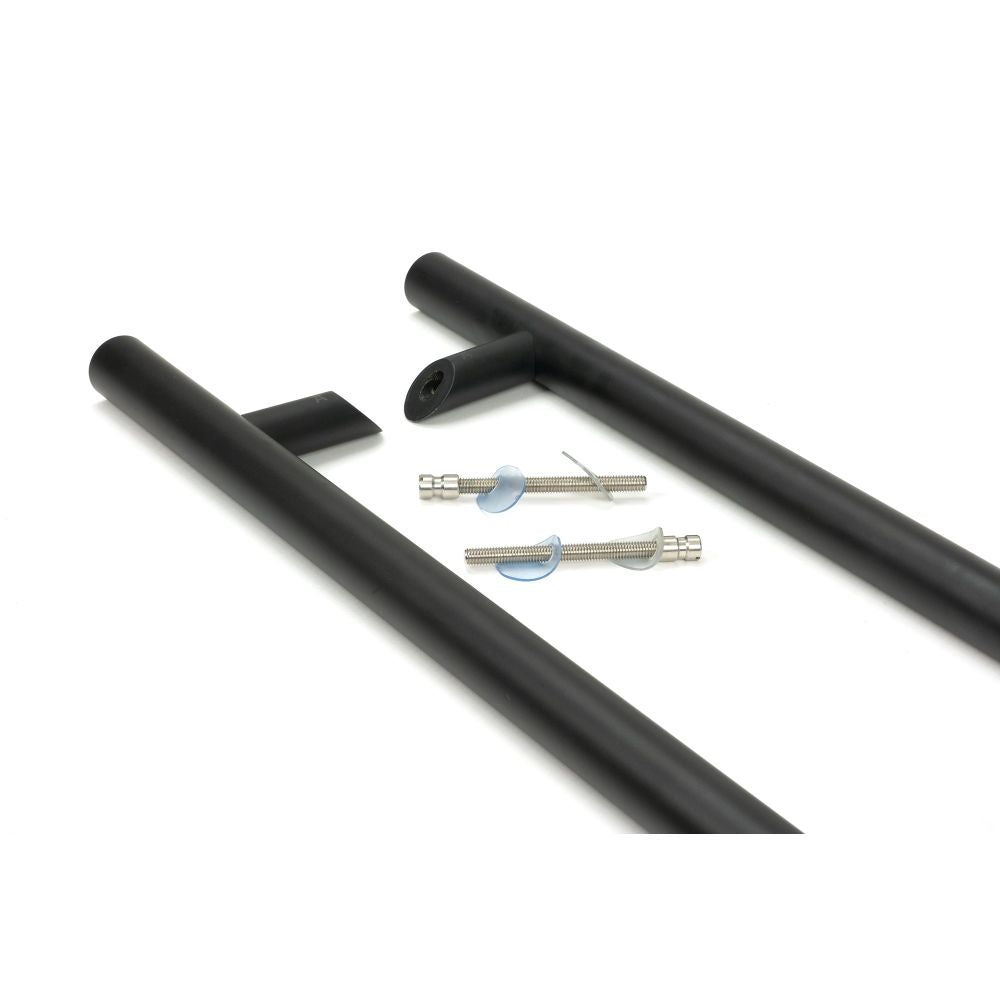 From The Anvil - Matt Black (316) 0.6m Offset T Bar Handle B2B 32mm | Sku. 50787 | Trade Door Handles.