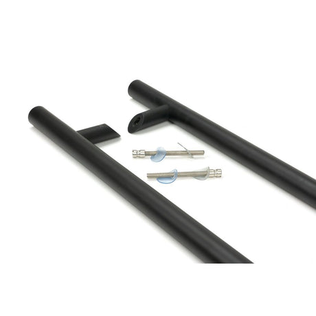 From The Anvil - Matt Black (316) 0.6m Offset T Bar Handle B2B 32mm | Sku. 50787 | Trade Door Handles.