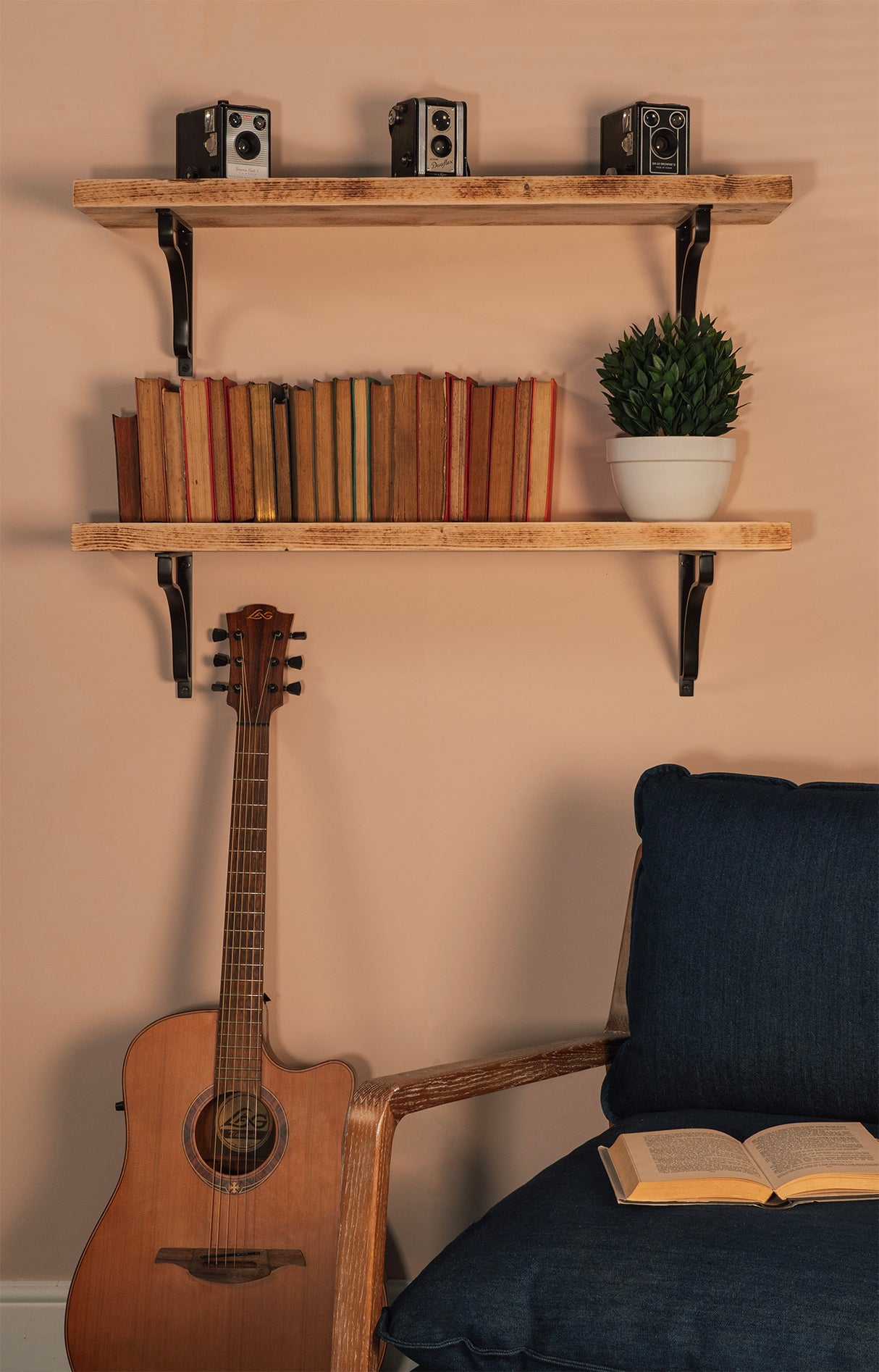 From The Anvil - Aged Bronze Abingdon Shelf Bracket (150mm x 150mm) | Sku. 51092 | Trade Door Handles.