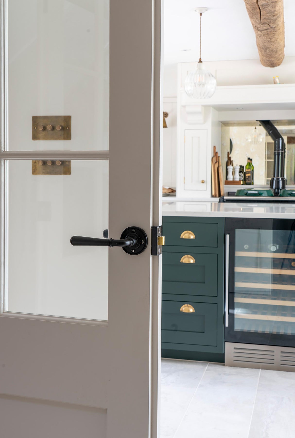 From The Anvil - Aged Bronze Newbury Lever on Rose Set | Sku. 91439 | Trade Door Handles.