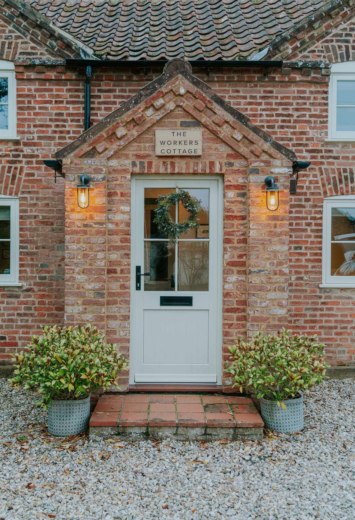 From The Anvil - Black Traditional Letterbox | Sku. 91526 | Trade Door Handles.