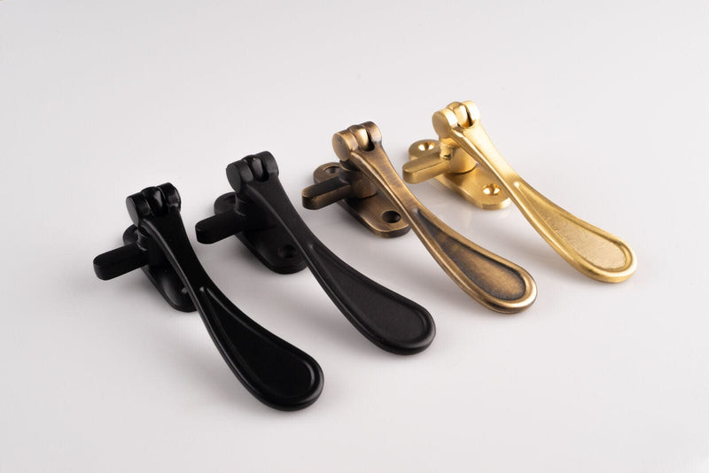 This is an image showing the Carlisle Brass M73 Casement Fasteners