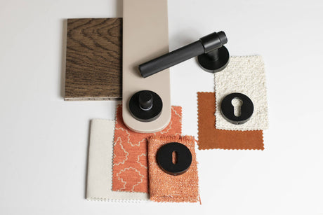 Quality image of Senza Pari Key Escutcheons on Round Rose - Matt Black | Sku. sproesckmb | available from Trade Door Handles.