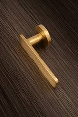 Valli Giasone Lever on Round Rosette - Satin Brass PVD