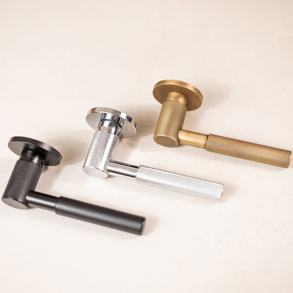 Quality image of Millhouse Brass Mason Knurled Lever Door Handle on 5mm Slimline Round Rose - Satin Brass | Sku. mhsr500sb | available from Trade Door Handles.