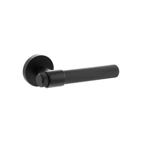Quality image of Senza Pari Fasana Linear Knurled Lever Door Handle on Minimal Round Rose - Matt Black | Sku. spr165mb | available from Trade Door Handles.