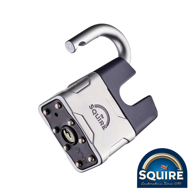 This is an image of Squire - Vulcan Padlock - Closed Shackle - VULCAN P4 50CS 50mm (1 Each Blister Pack) SQR701355