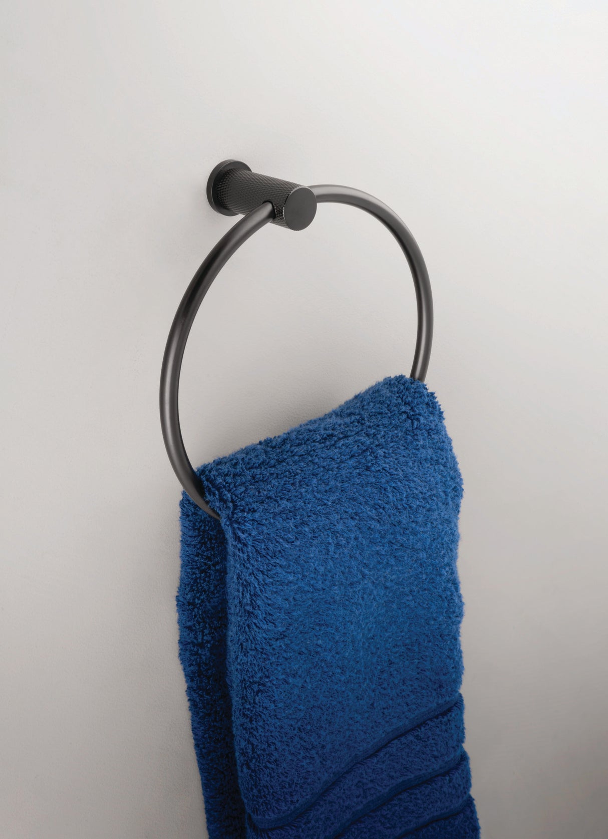 Alexander & Wilks Accessories Matt Black / Towel Rings Alexander & Wilks - Brunel Diamond Knurled Towel Ring - Black
