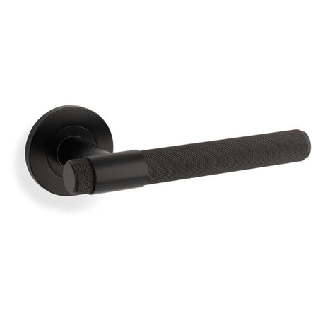 Alexander & Wilks Door Furniture Black / Door Handles on Rose Alexander & Wilks - Knurled Kingstone Lever on Round Rose - Black