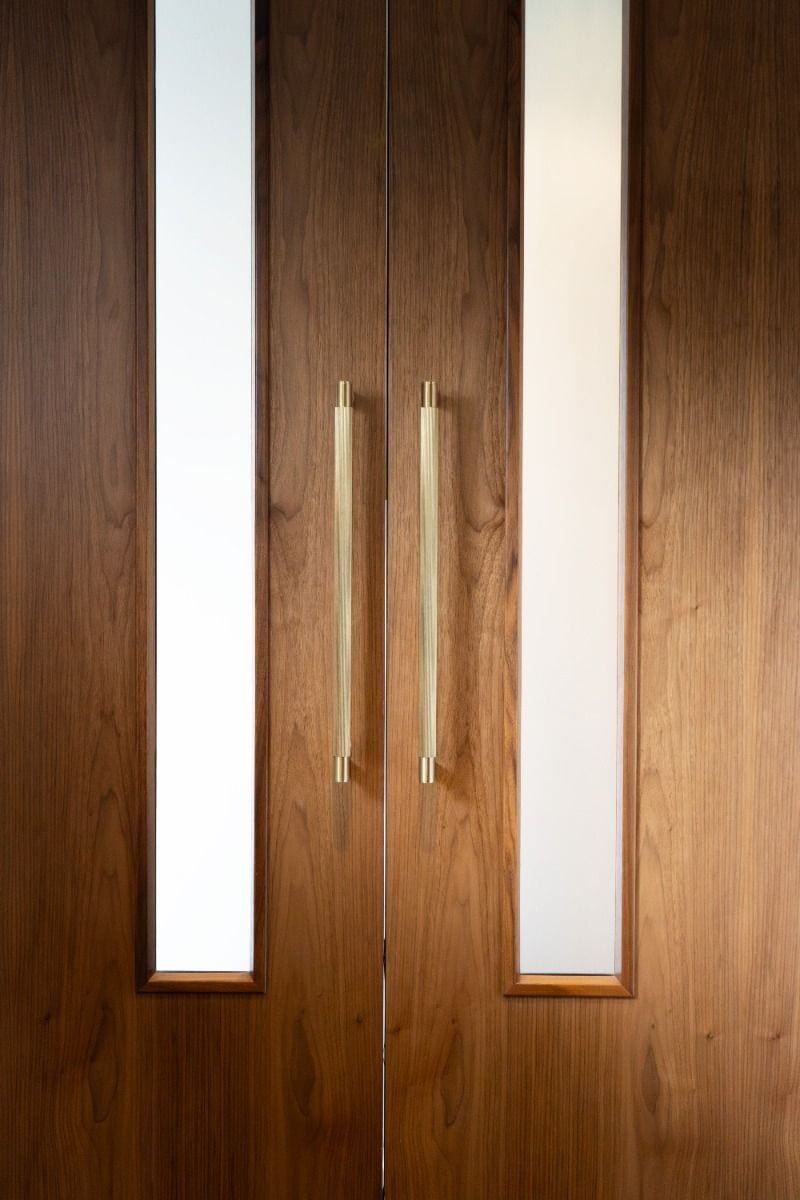 Alexander & Wilks Door Furniture Satin Brass PVD / 450mm Alexander & Wilks Spitfire Diamond Knurled 450mm Pull Handle - Satin Brass PVD