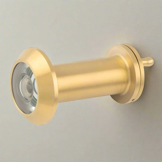 This is a carlisle brass door viewer satin brass swe1000spvd