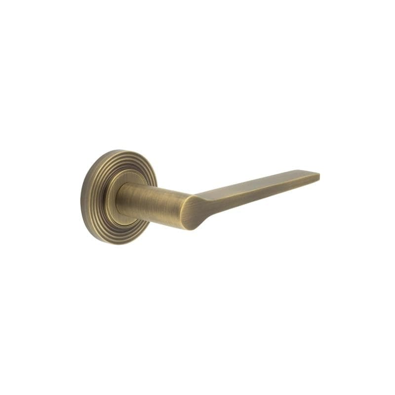 Frelan Hardware Door Furniture Antique Brass Frelan - Knightsbridge Door Handle on Reeded Rose Antique Brass