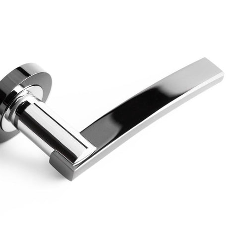 Frelan Hardware Door Furniture Polished Chrome/Polished Black Nickel / Round Rose Frelan - Modena Levers on Round Rose - Polished Chrome/Polished Black Nickel