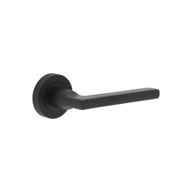 This is an image showing the Frelan - Jet Black Door Handle available to order from Trade Door Handles in Kendal